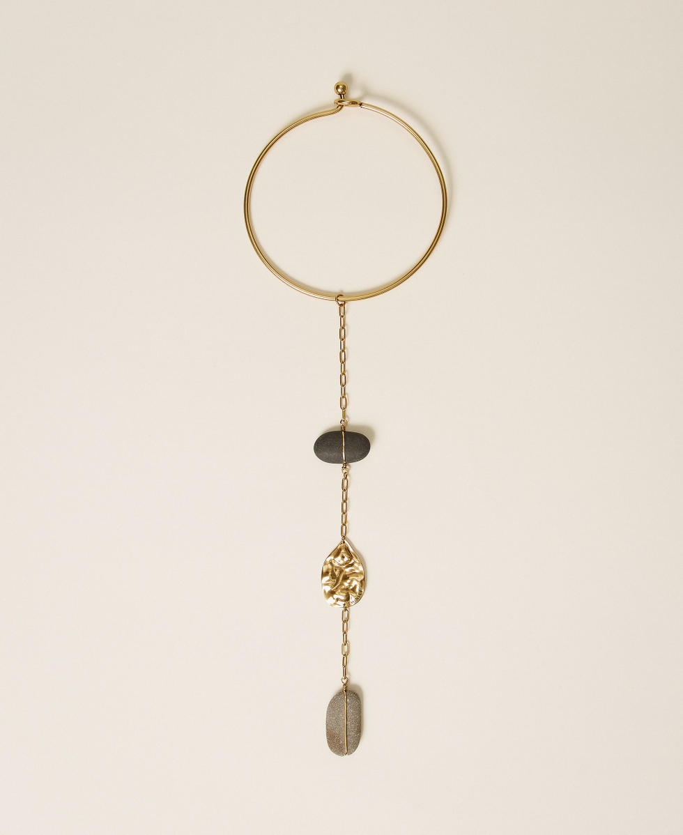 Collier ras-du-cou avec pierres et pendentif