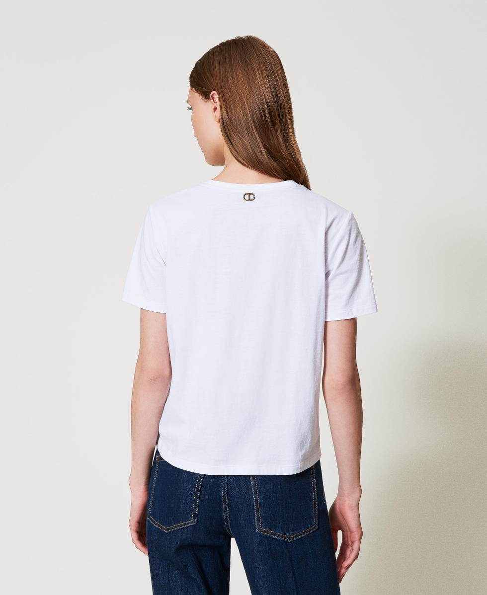 T-shirt avec broderie sigl&eacute;e Oval T Broderie Boutons de Fleurs Femme 251TT2042_12518_03