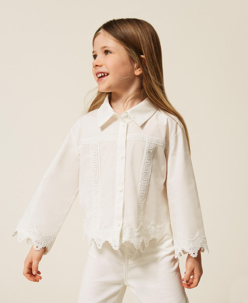 Girls' poplin shirt with lace