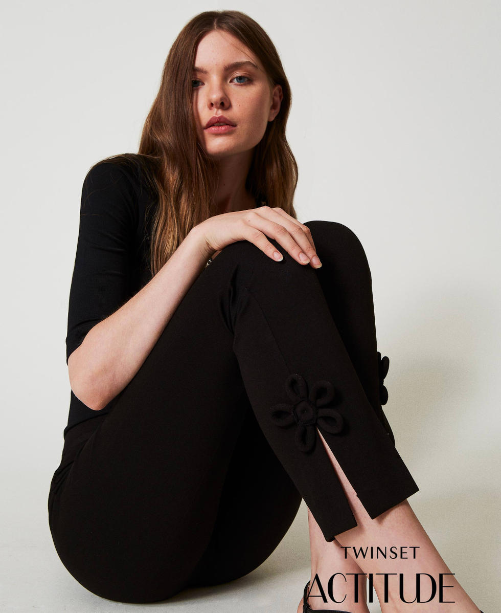 Pantalon cigarette avec fleurs Noir Femme 251AP2533_00006_PA