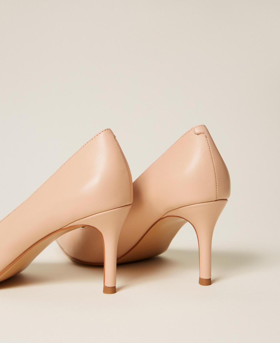 Mittelhohe Pumps aus Leder "Candy Peach"Rosa Frau 261TCP032_00867_03