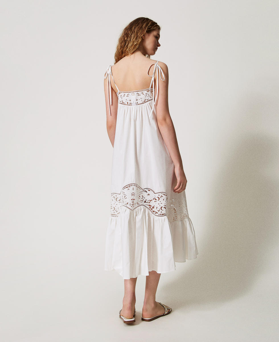 Robe longue en popeline avec broderies anglaises