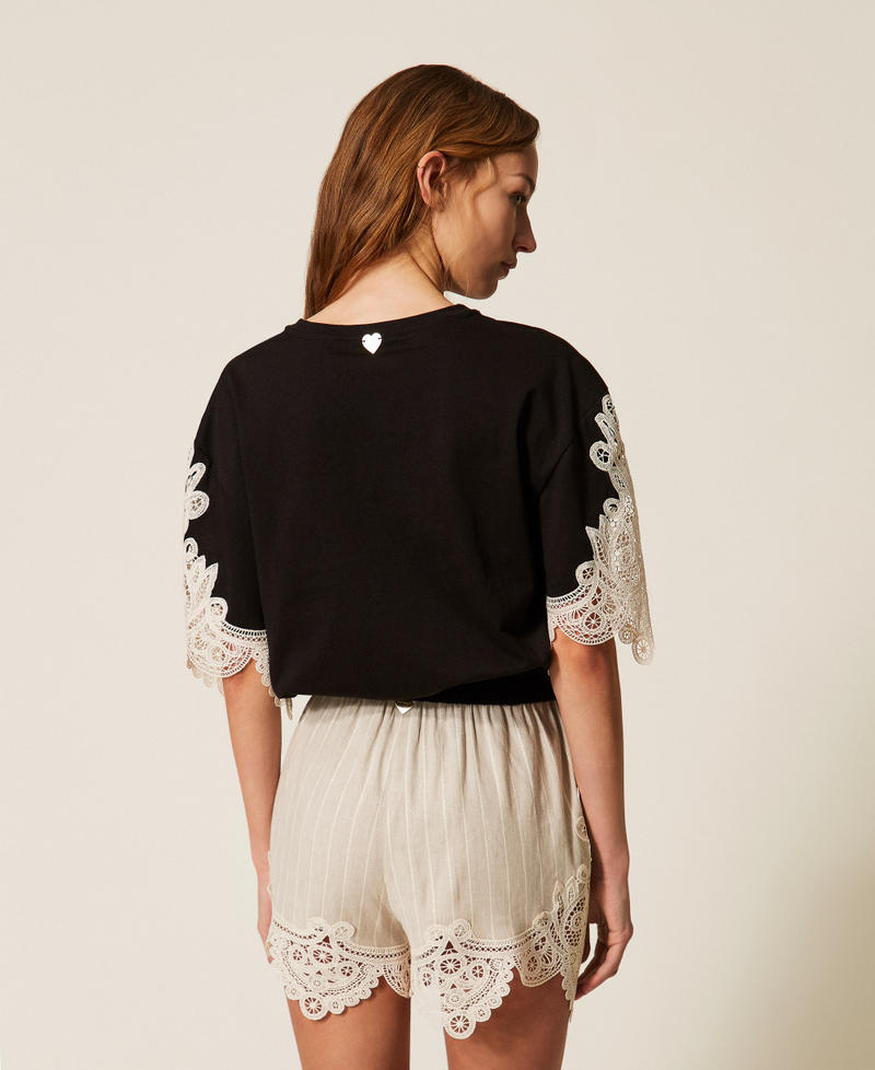 Bluse mit &Auml;rmeln aus Makramee Schwarz / Vanillewei&szlig; Frau 261LM2DEE_04241_03