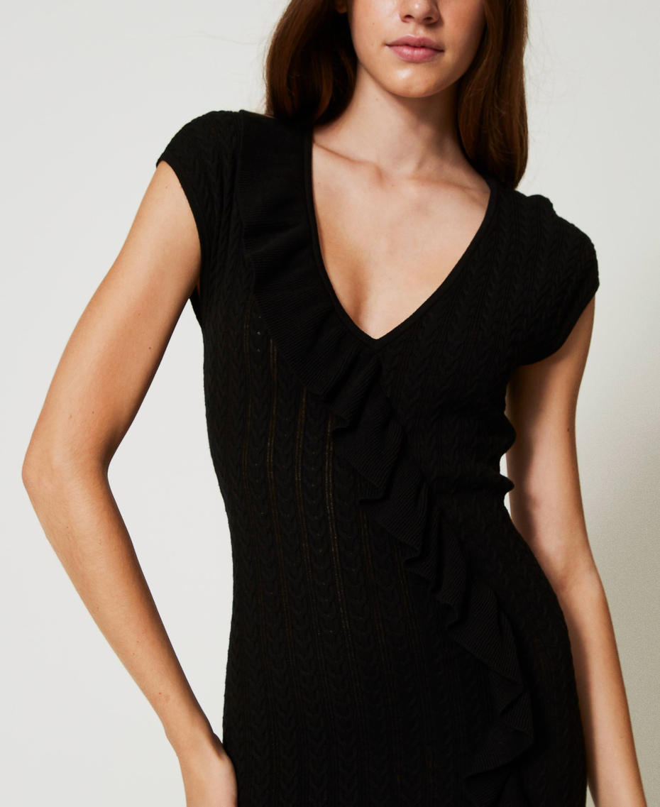 Midi-Strickkleid mit Volant Schwarz Frau 251LB3CAA_00006_04
