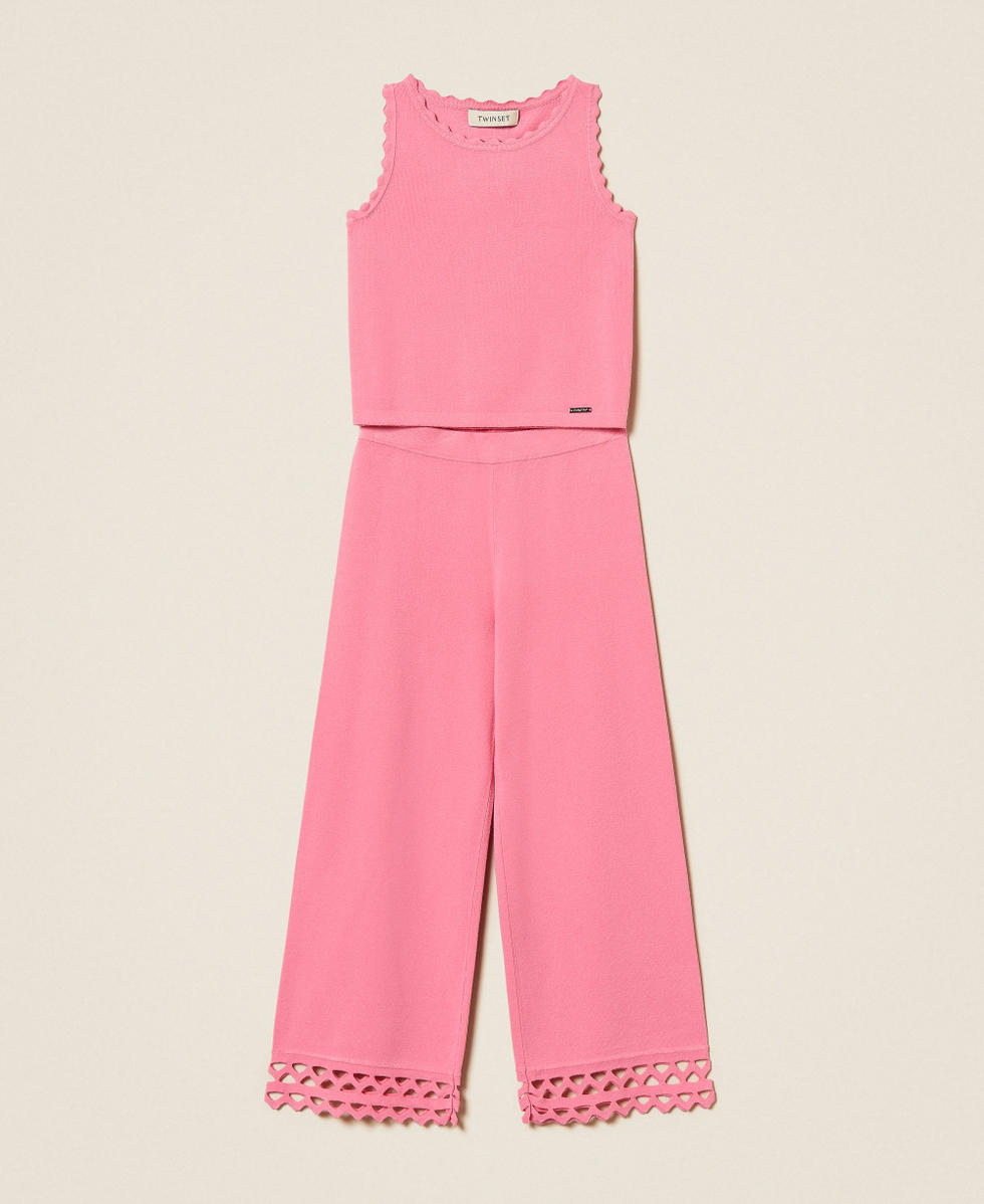 Baby-Top und -Hose aus Strick mit Festoneins&auml;tzen