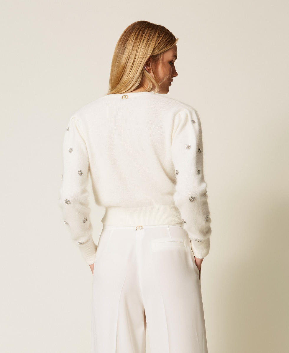Cardigan aus Angorawollmischung mit Stickerei Weiß Schnee Frau 252TT3180_00282_03