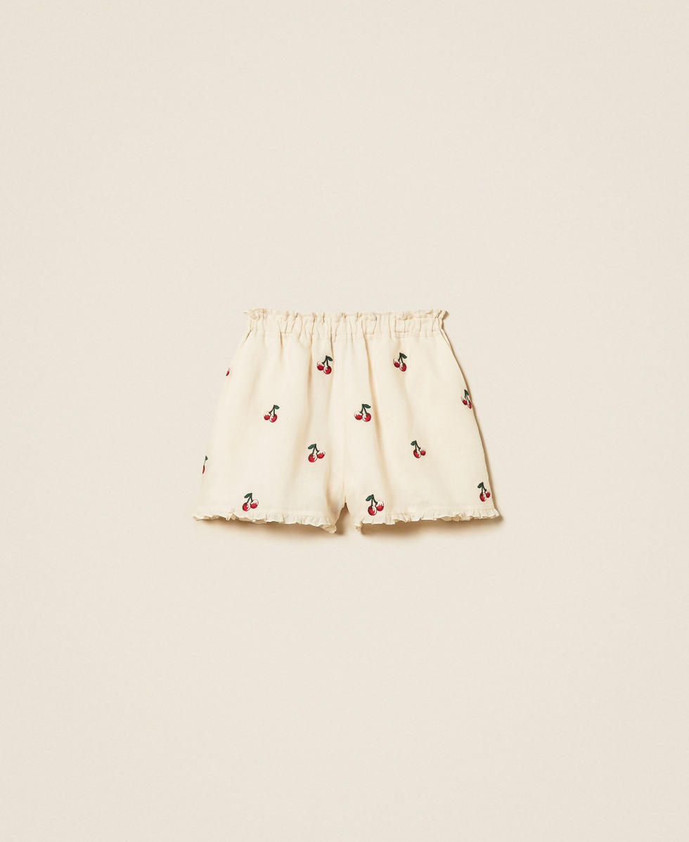 Short en ramie avec broderies cerises