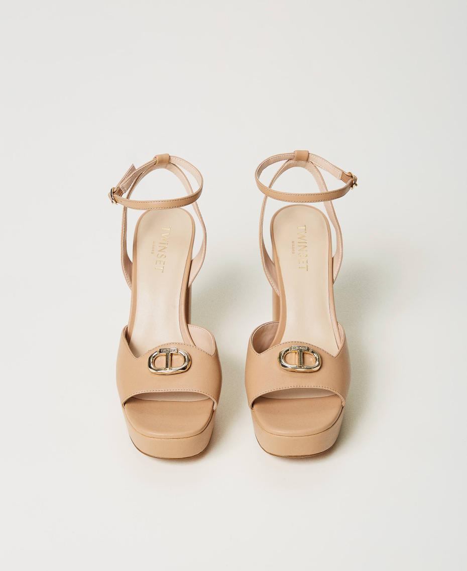 Sandales plateforme avec Oval T Chameau Femme 251TCP122_00044_04