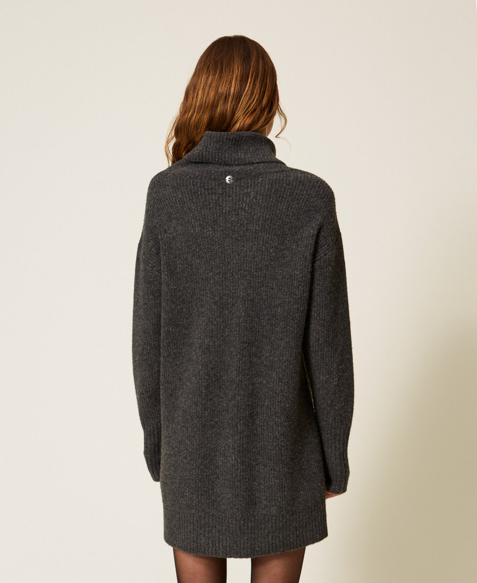 Robe courte en maille avec broderies Gris moyen chiné Femme 252AP3045_0082M_03