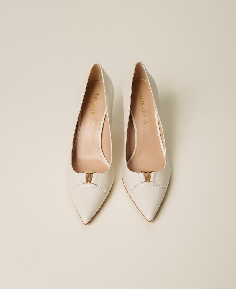 Hohe Pumps aus Leder Lilie Frau 261TCP030_00381_04