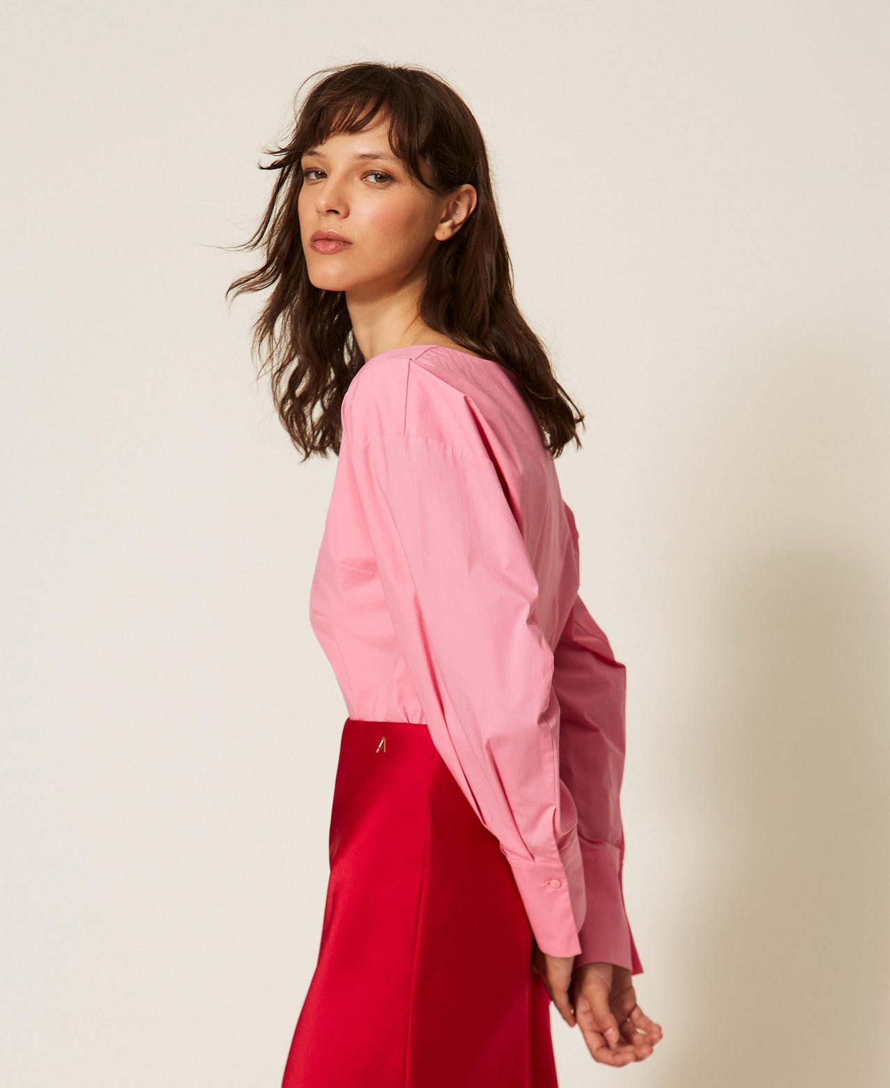 Chemise en popeline avec finition croisée
