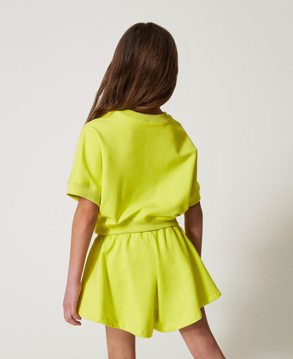 Felpa con Oval T e shorts Yellow Plum Bambina 251GJ2580_12124_03