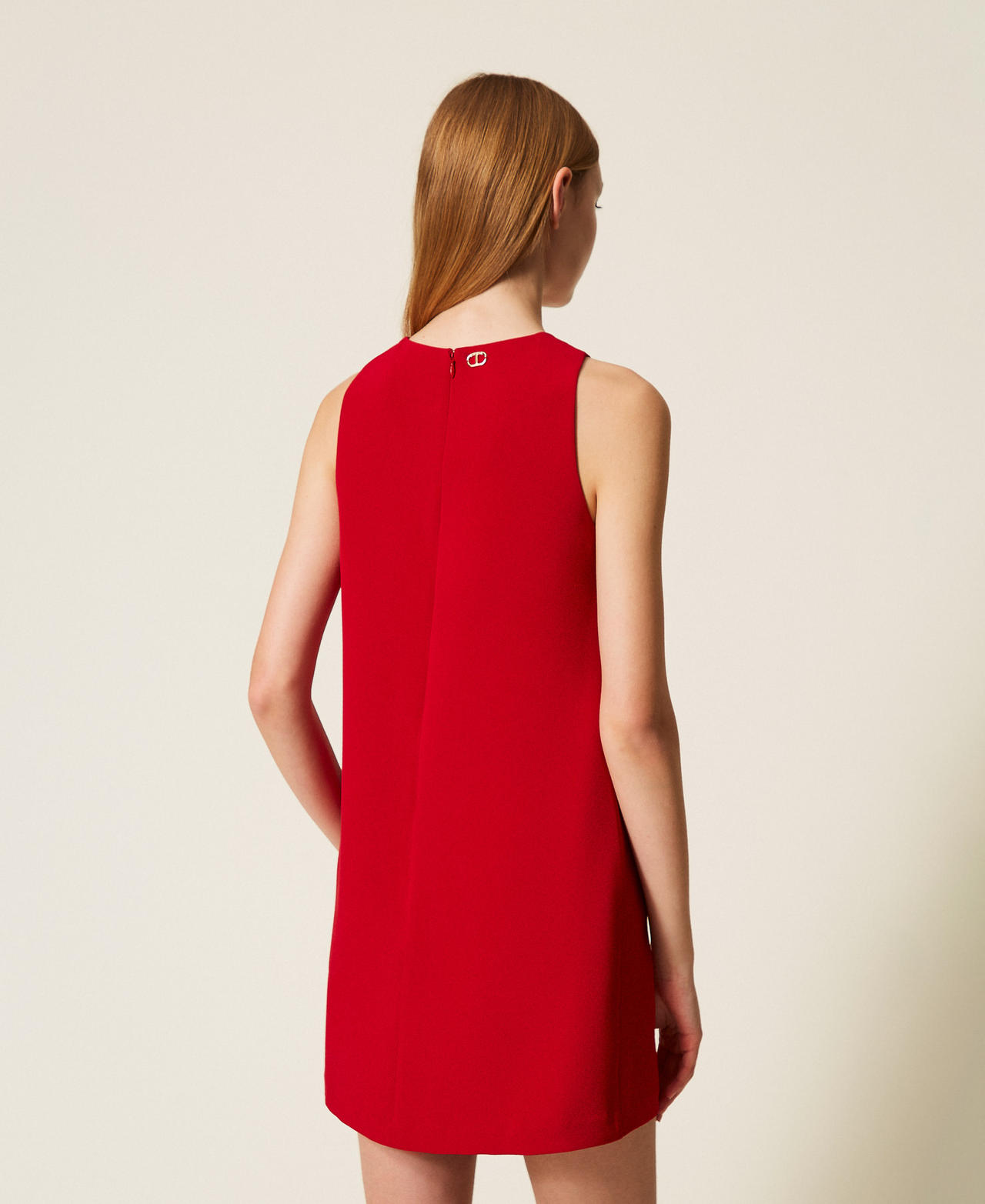 Short crêpe cady dress with Oval T chain Venetian Red Woman 252TP2302_00740_03