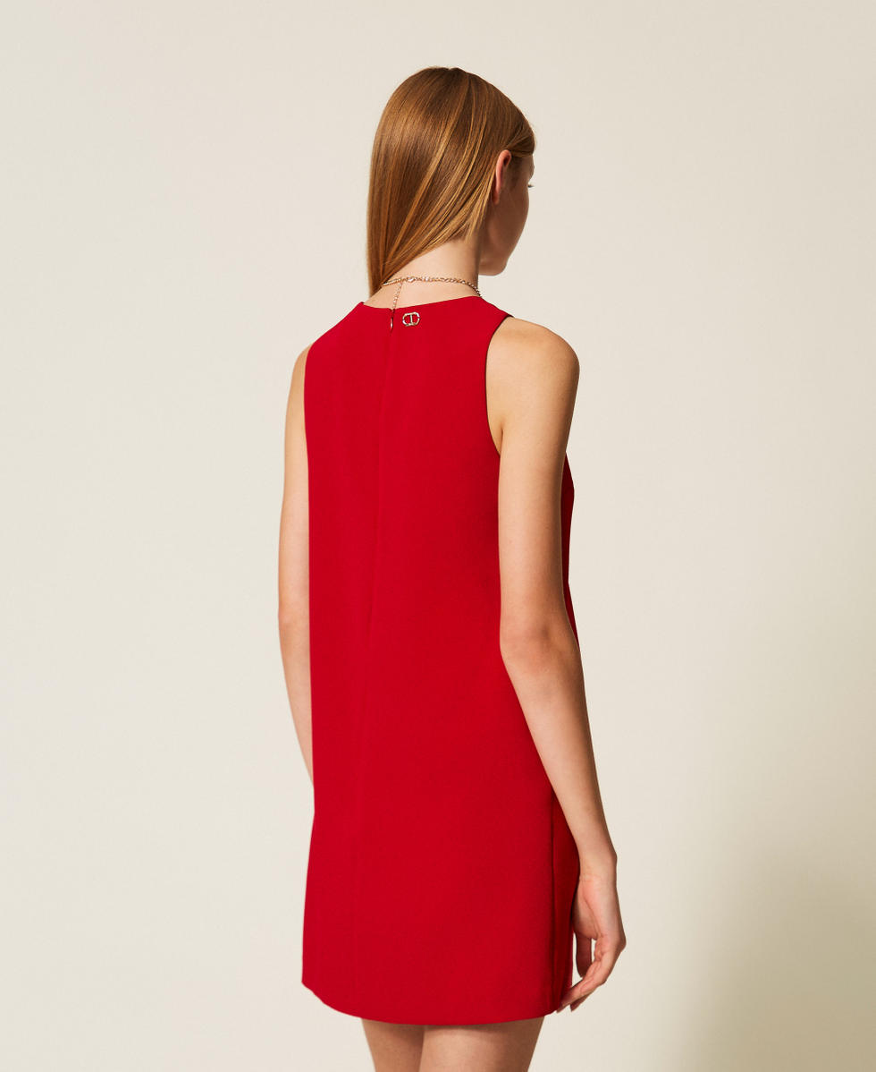 Abito corto in crêpe cady con catena Oval T Rosso Veneziano Donna 252TP2302_00740_03