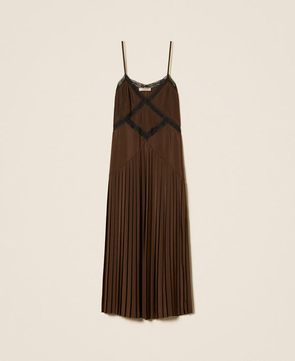 Cr&ecirc;pe de Chine and lace long dress