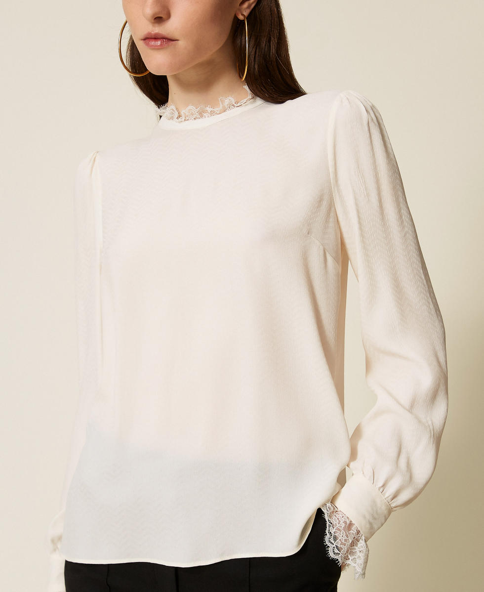 Silk blend cr&ecirc;pe de Chine blouse White Snow Woman 252TS2360_00282_04