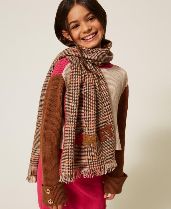 Chequered wool cloth scarf