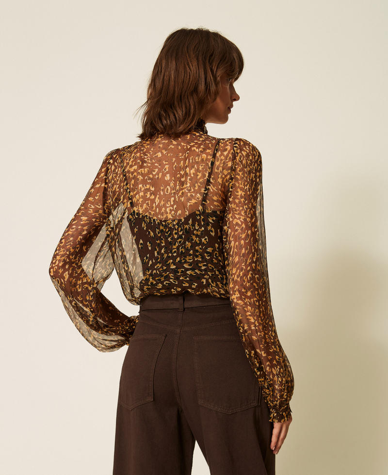 Hemd aus Seidenkrepon mit Animal-Dessin Animal Print Brown / Gold Frau 262TP269B_13873_03