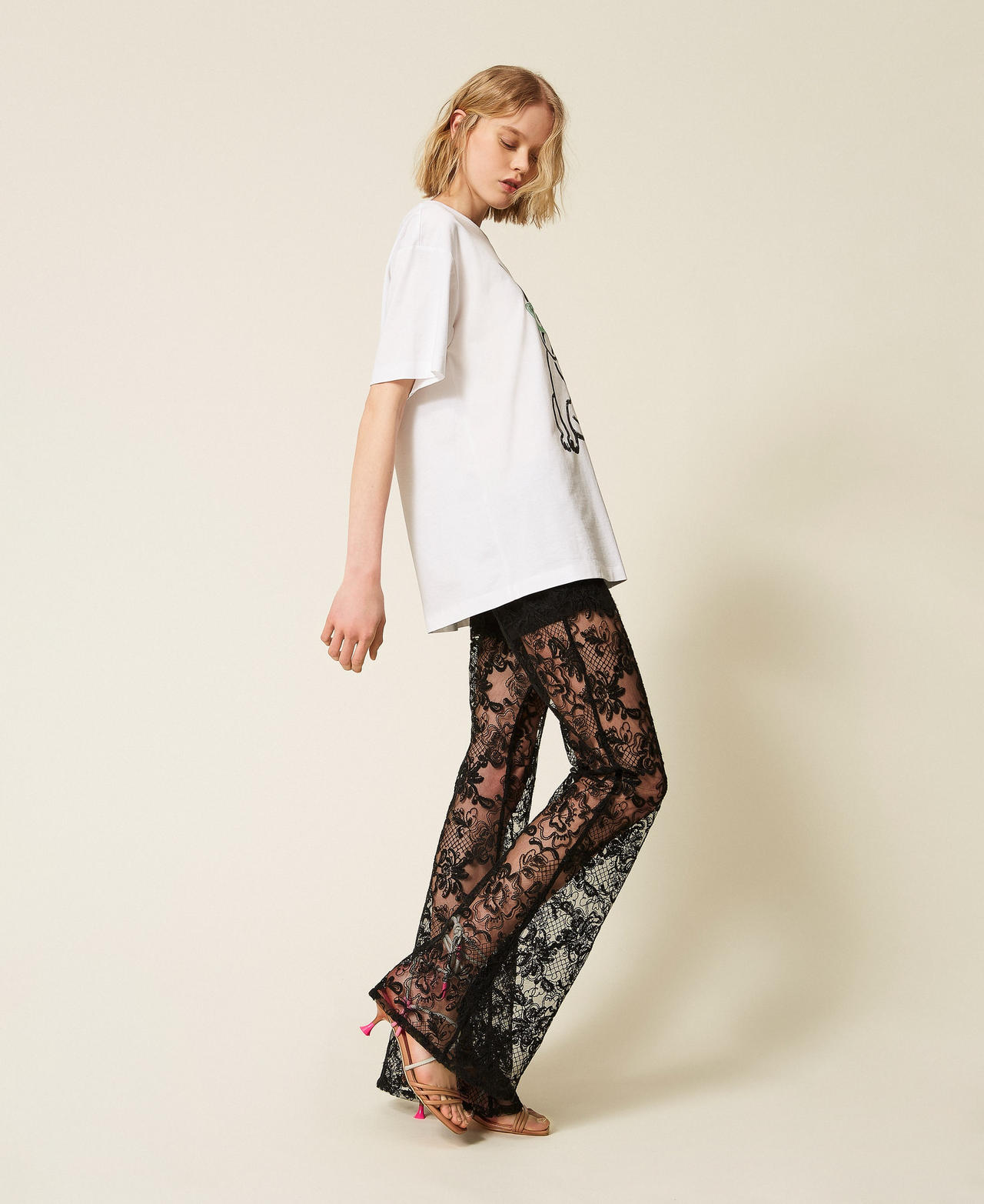 Pantaloni flare MYFO con pizzo e ricamo Nero Donna 261AQ2042_00006_02