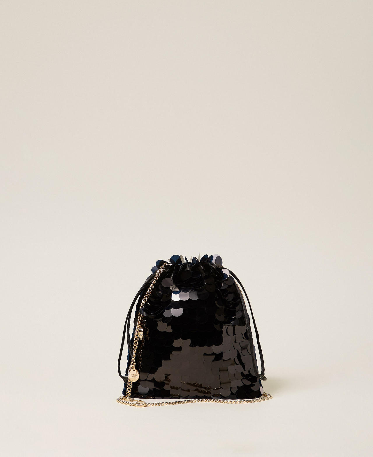 Pochette en satin avec sequins