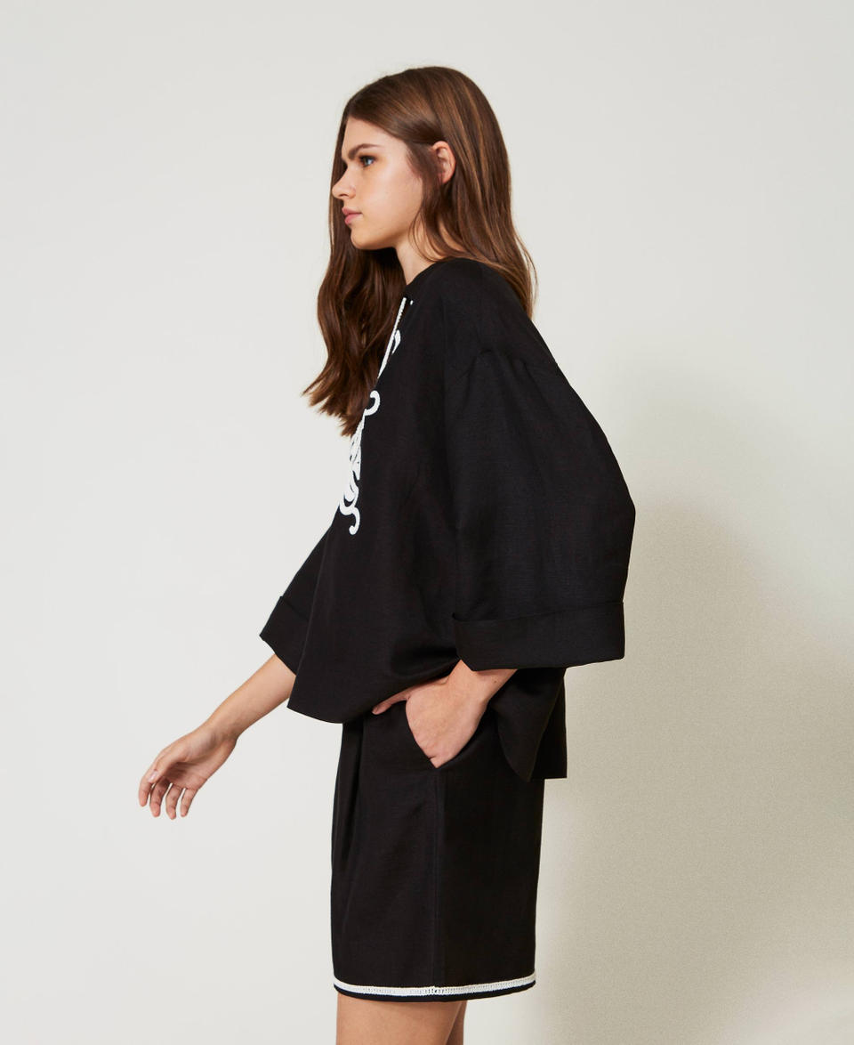 Linen blend blouse with embroidery Bicolour Black / Mother-of-pearl White Woman 251LB2FCC_02710_02
