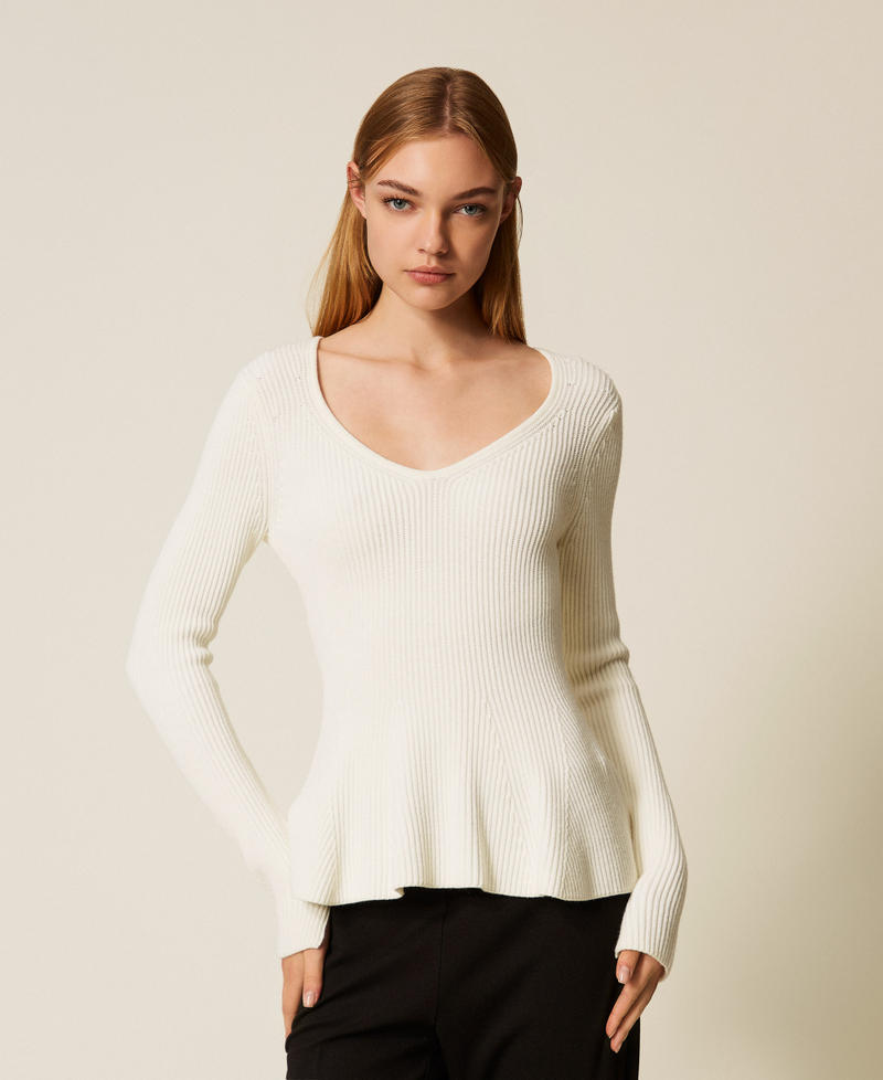Pull ajusté côtelé Blanc Neige Femme 252TT3141_00282_01