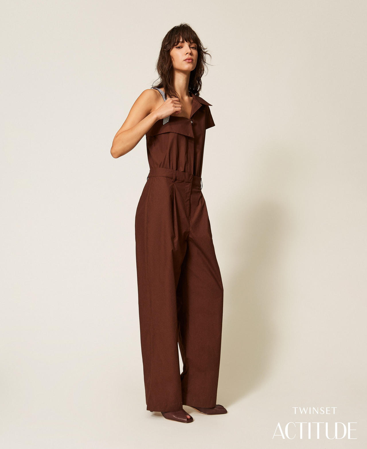 Combinaison asym&eacute;trique en popeline recycl&eacute;e Chocolate Lab Femme 261AP2087_10780_PA