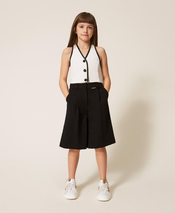 Crêpe Bermuda shorts with pleats