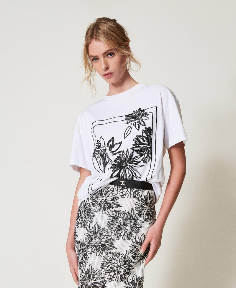 T-shirt with sequin embroidery White Woman 251TE2130_00001_01