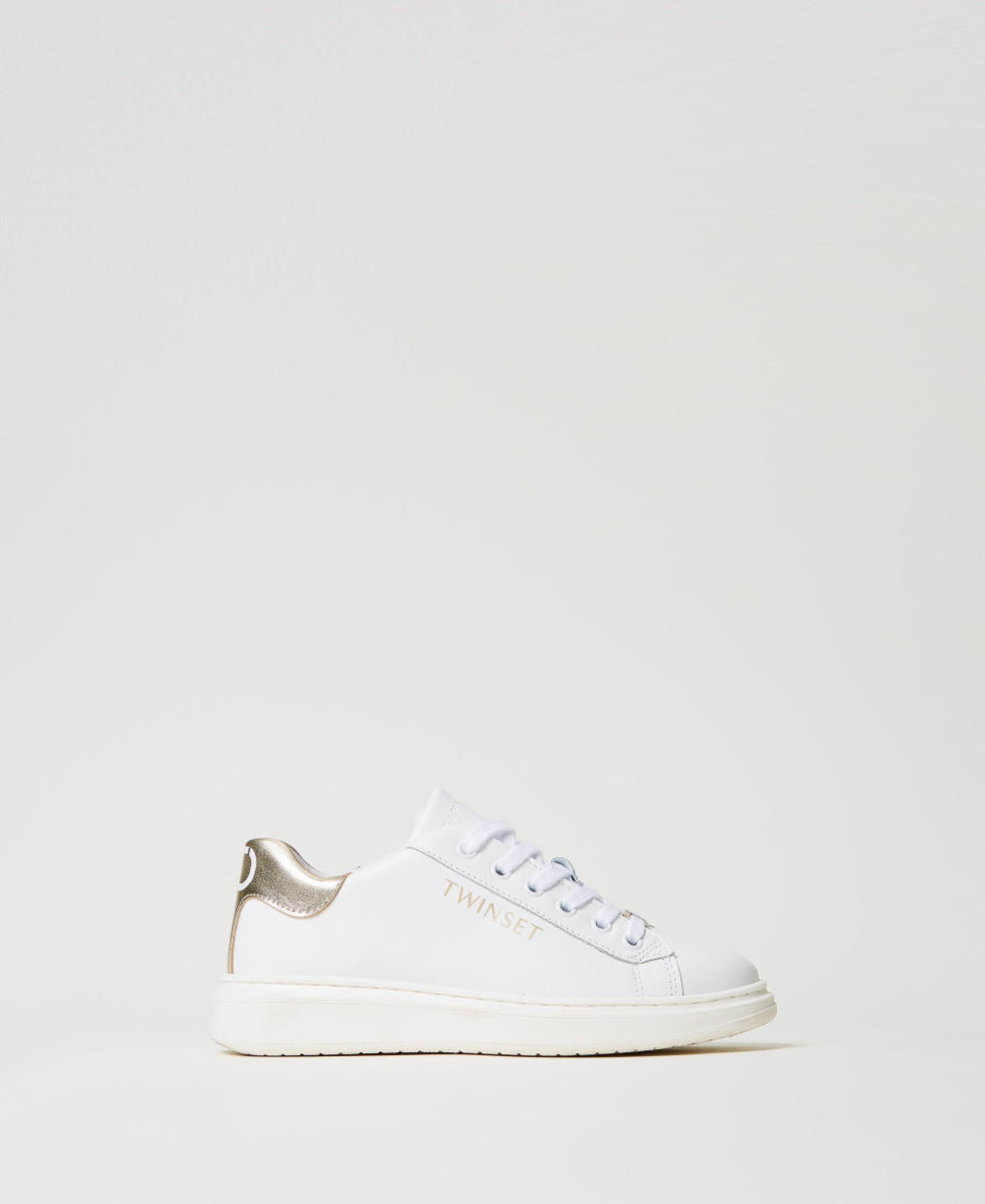 Leather trainers with contrasting details