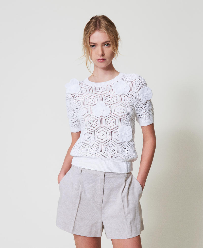 Pullover mit Organza-Blumen "Papers"-Weiß Frau 251AP3141_00840_01