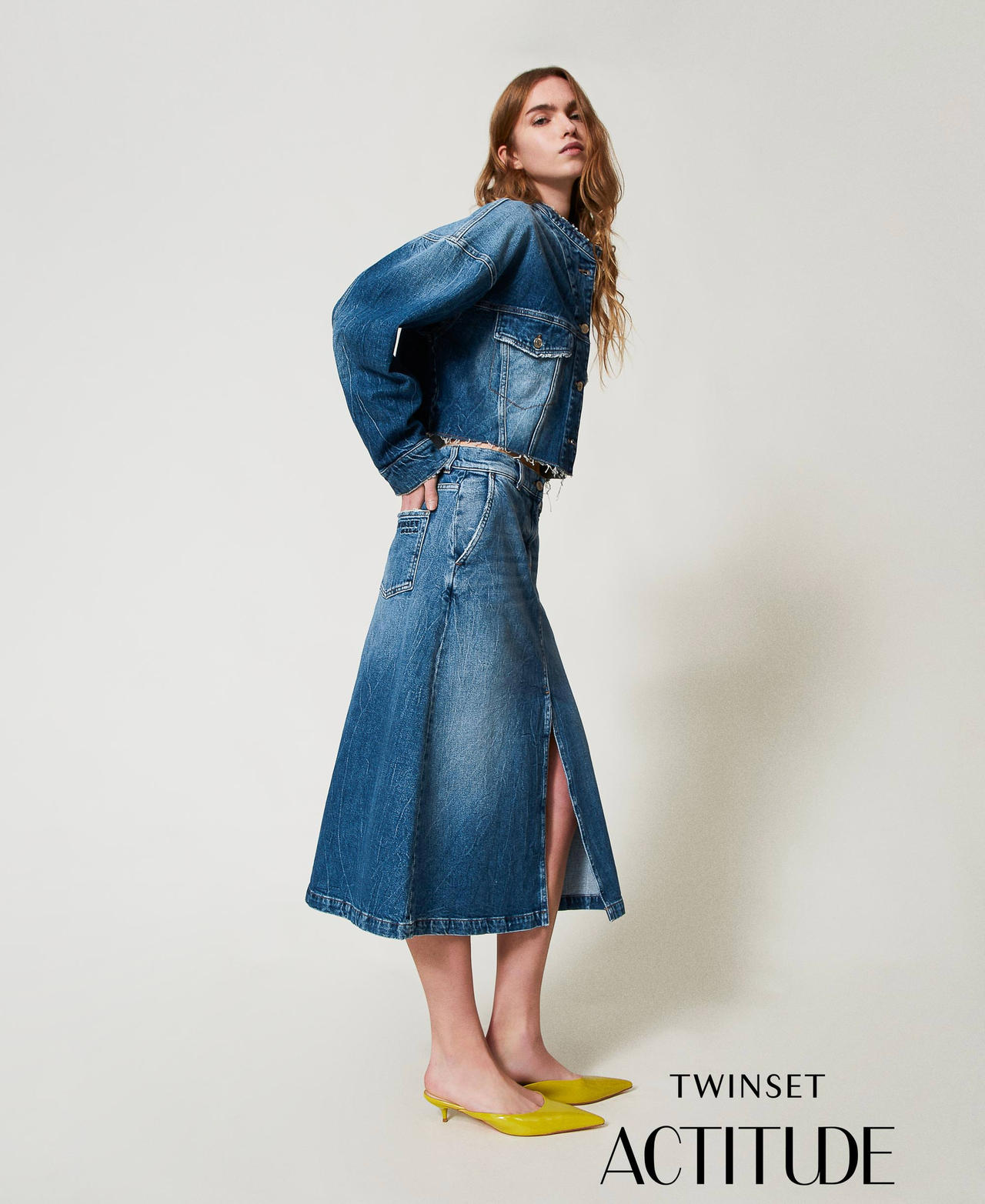 Midi-Jeansrock Helles Denim Frau 251AP2383_11453_PA