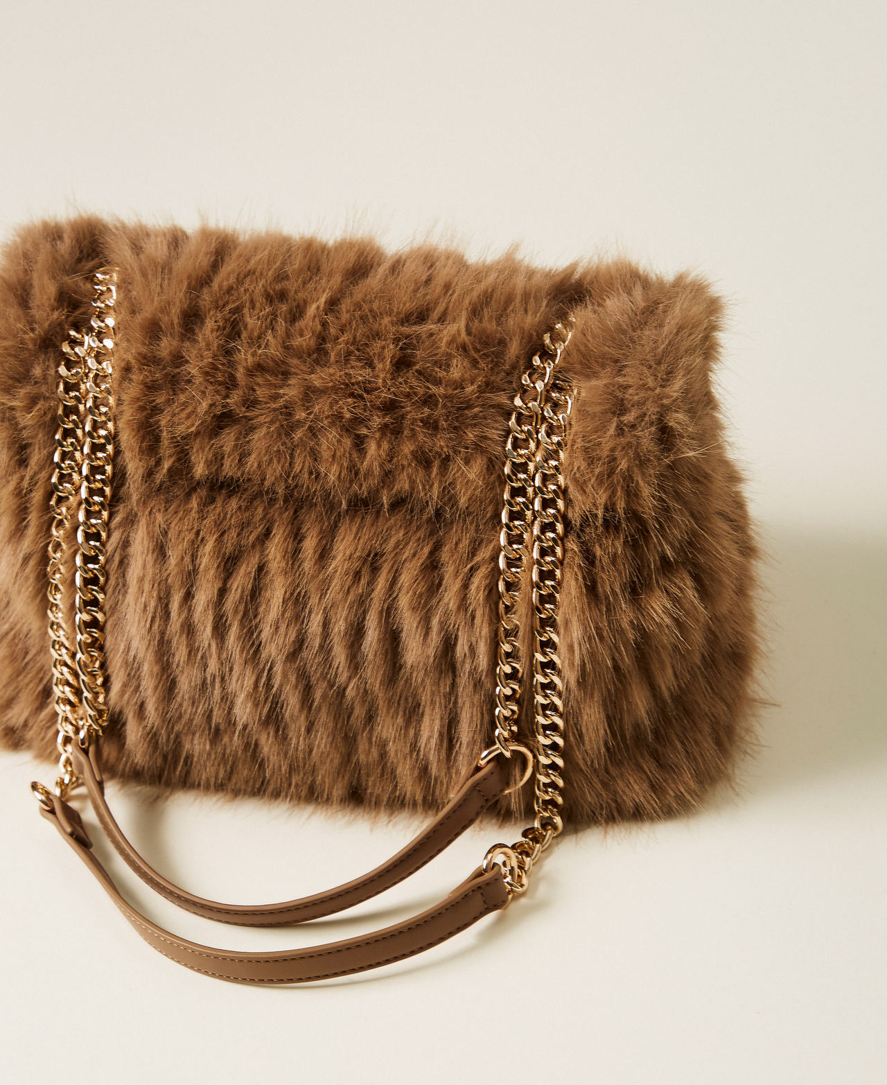 “Dreamy” faux fur shoulder bag Beech Green Woman 252TD8230_12537_03