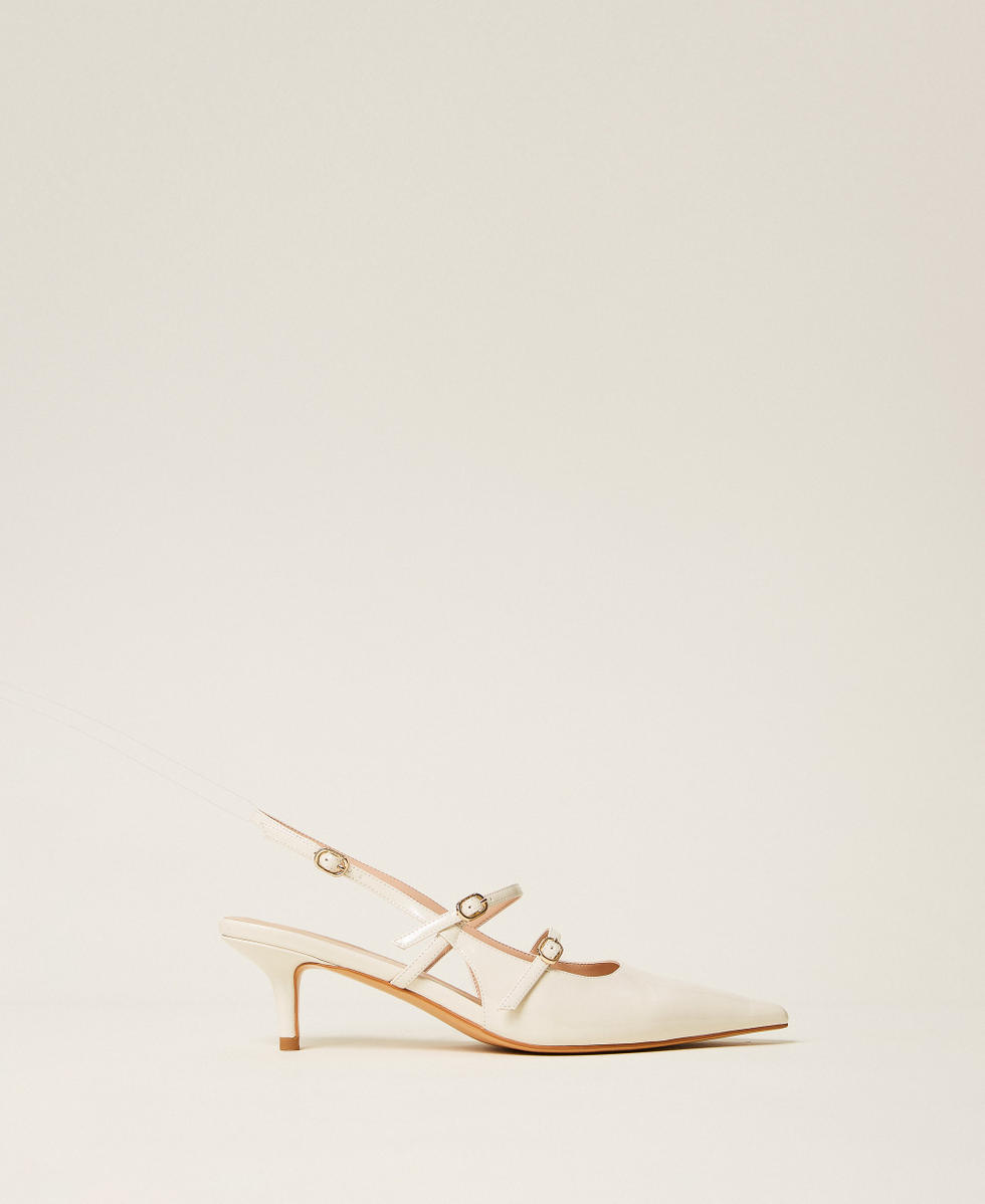 Sling back court shoes with straps