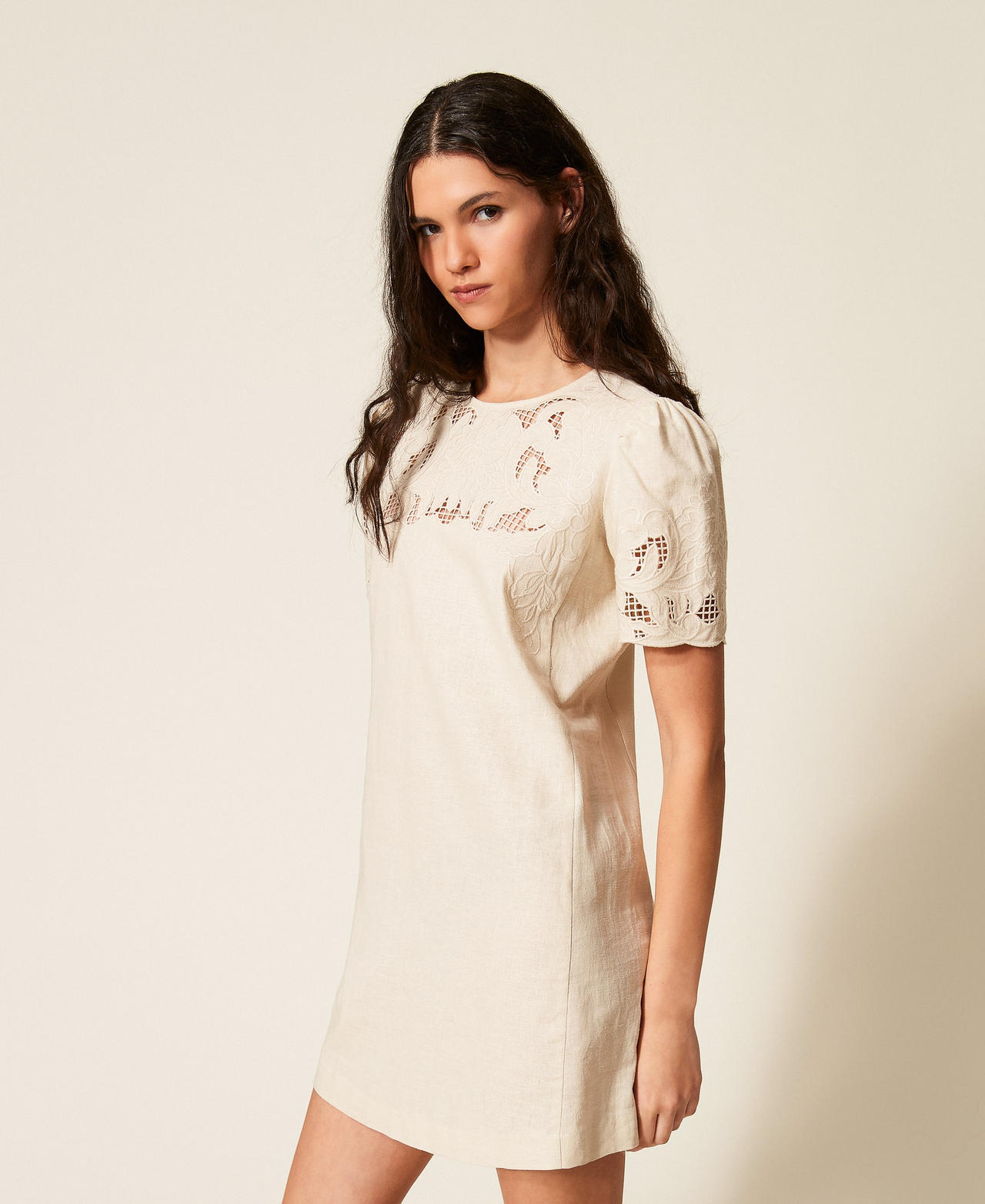 Short linen blend dress with embroidery Mother Of Pearl Woman 261TP2310_00059_02