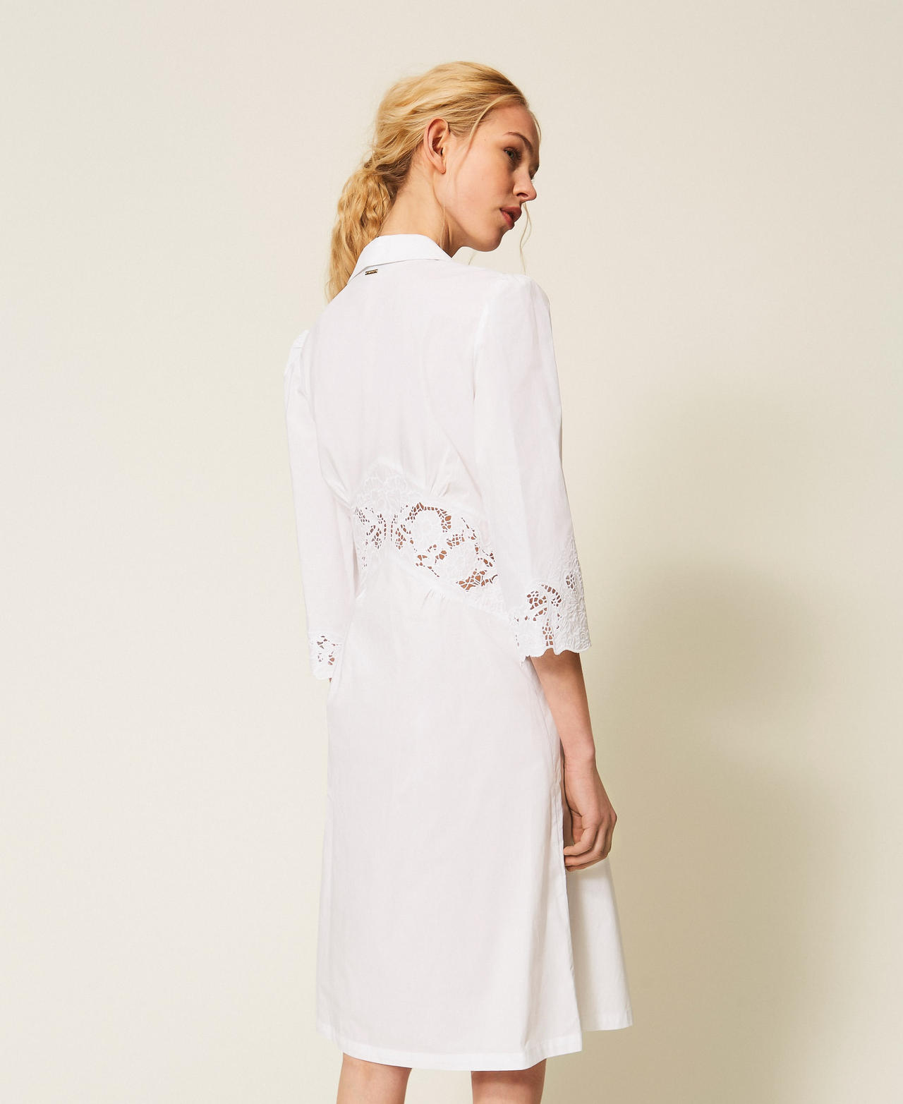 Midi poplin and broderie anglaise dress White Woman 261TT2034_00001_03