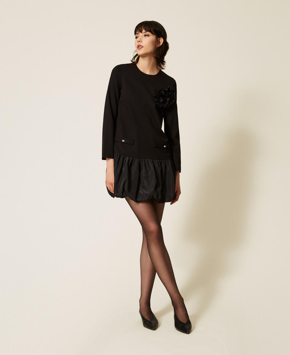 Robe courte avec jupe en taffetas Noir Femme 262AP2522_00006_01