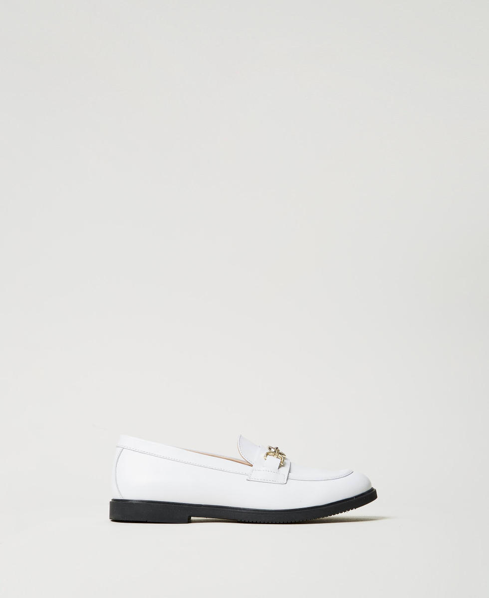 Leather loafers with clasp