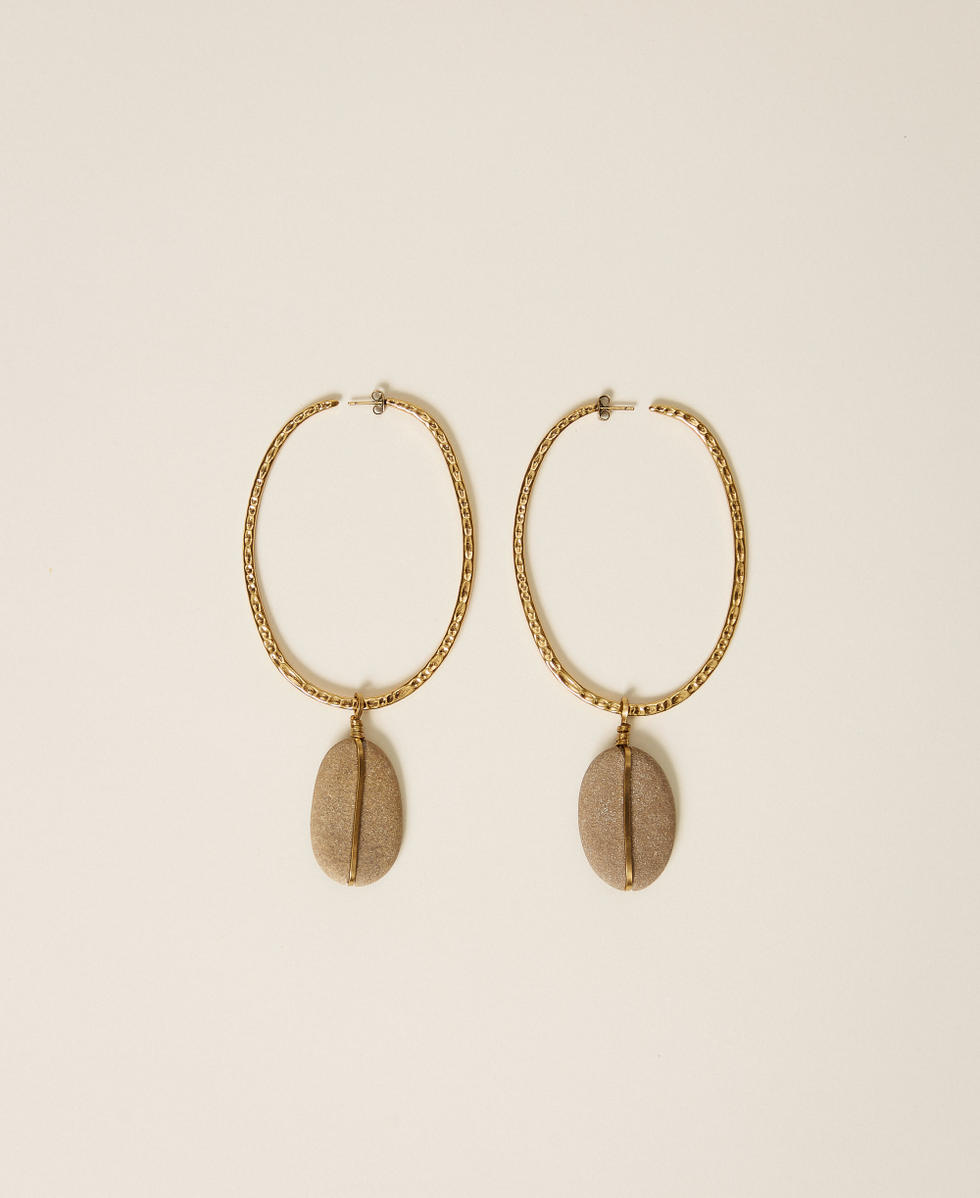 Hoop earrings with pendant