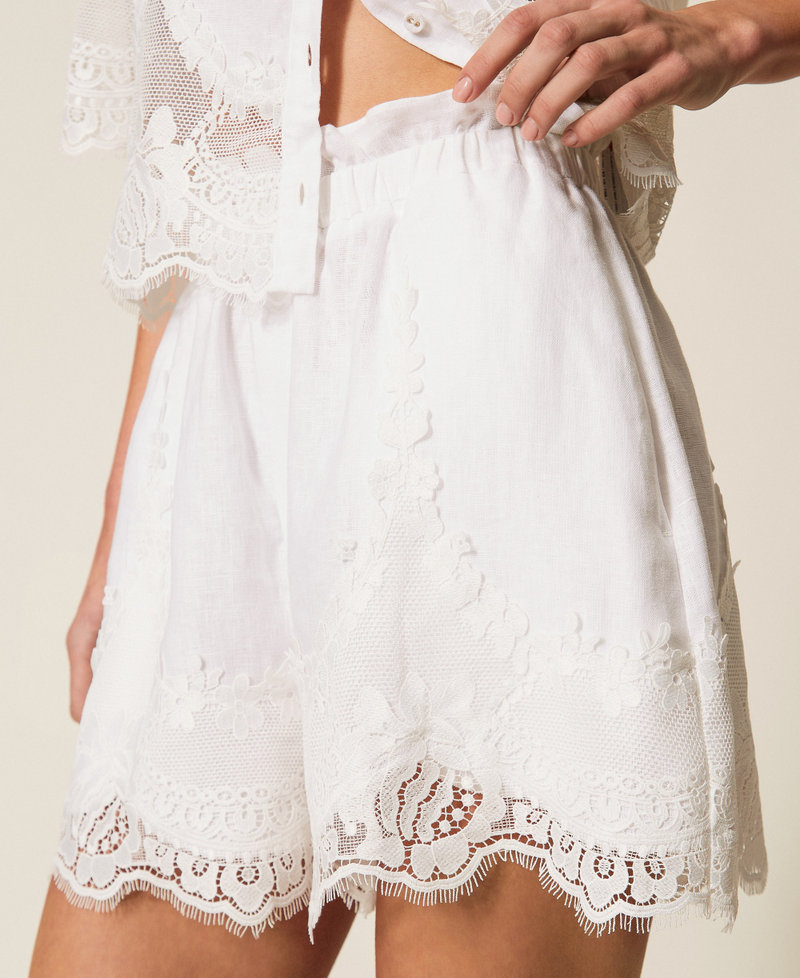 Shorts aus Leinen mit Spitze Wei&szlig; Frau 261TT2183_00001_04