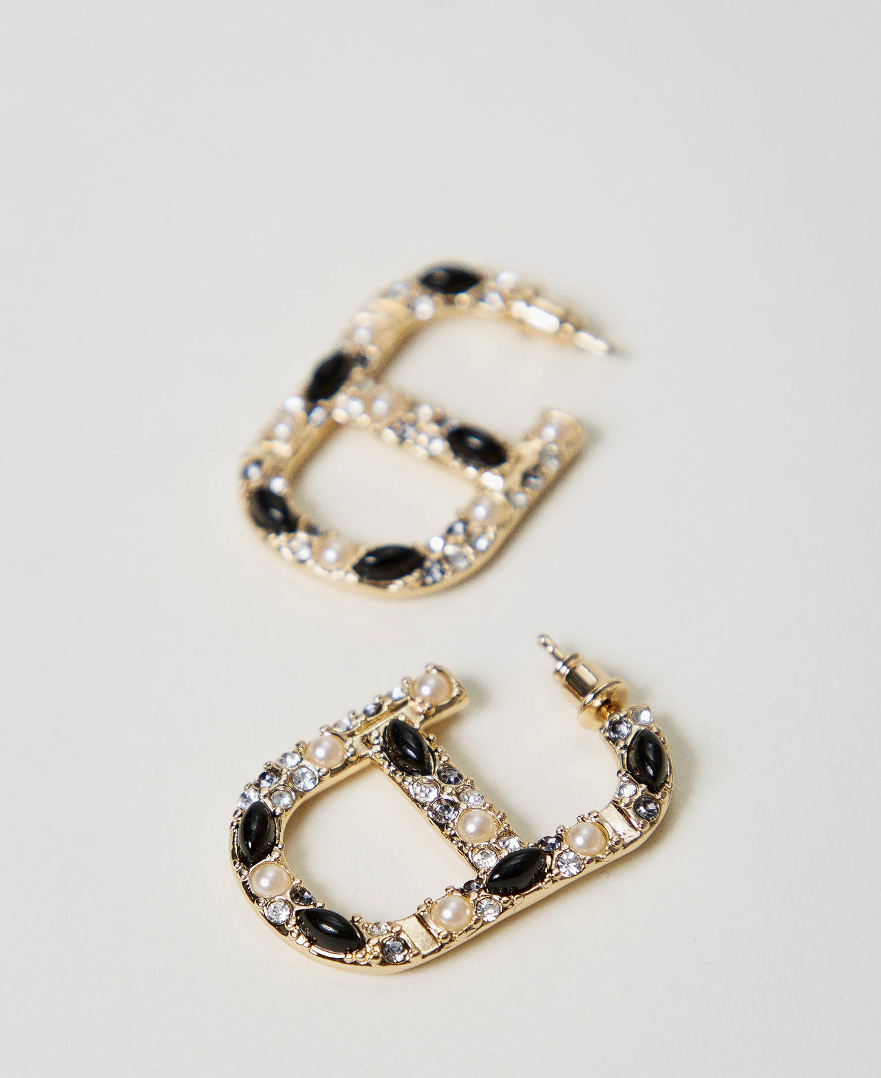 Oval T earrings with rhinestones Black Woman 251TO5060_00006_02