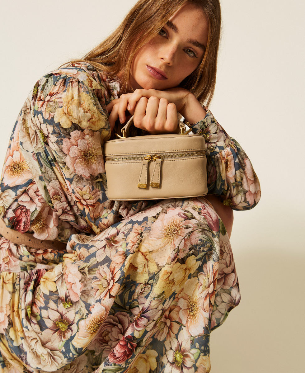 Leather shoulder bag Khaki Woman 262TD8170_13165_A0