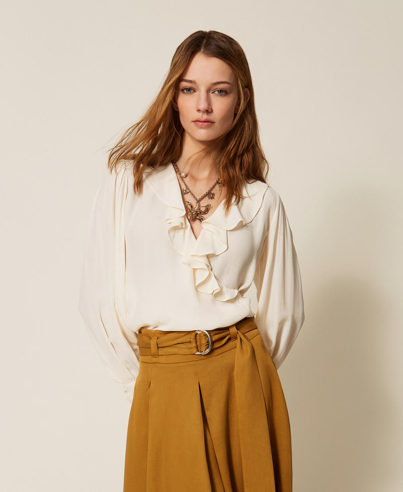 Cr&ecirc;pe de Chine blouse with ruffles Mother Of Pearl Woman 261TP2073_00059_01