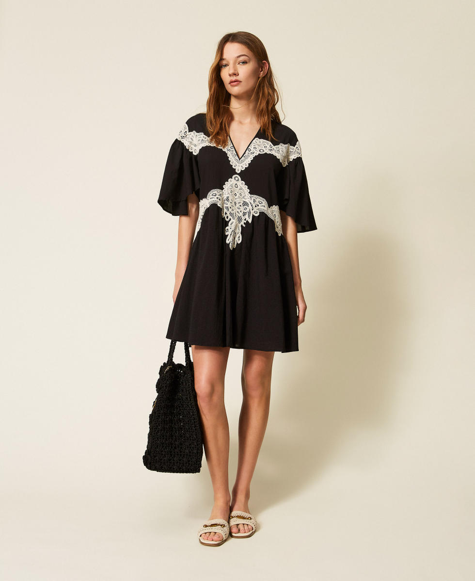 Short muslin dress with macram&eacute; Black / "Vanilla" White Woman 261LM2DCC_04241_01
