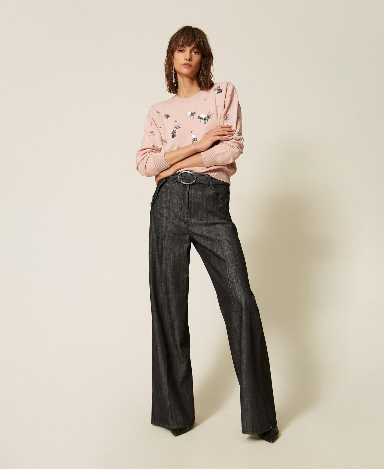Crew neck jumper with embroidery  Rose Smoke Woman 262AP3181_00496_01