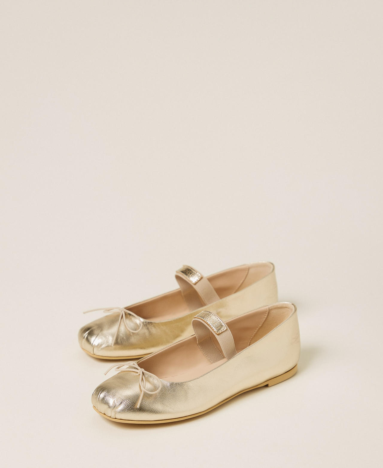 Ballerines babies en cuir Platine Fille 261GCJ022_10363_02