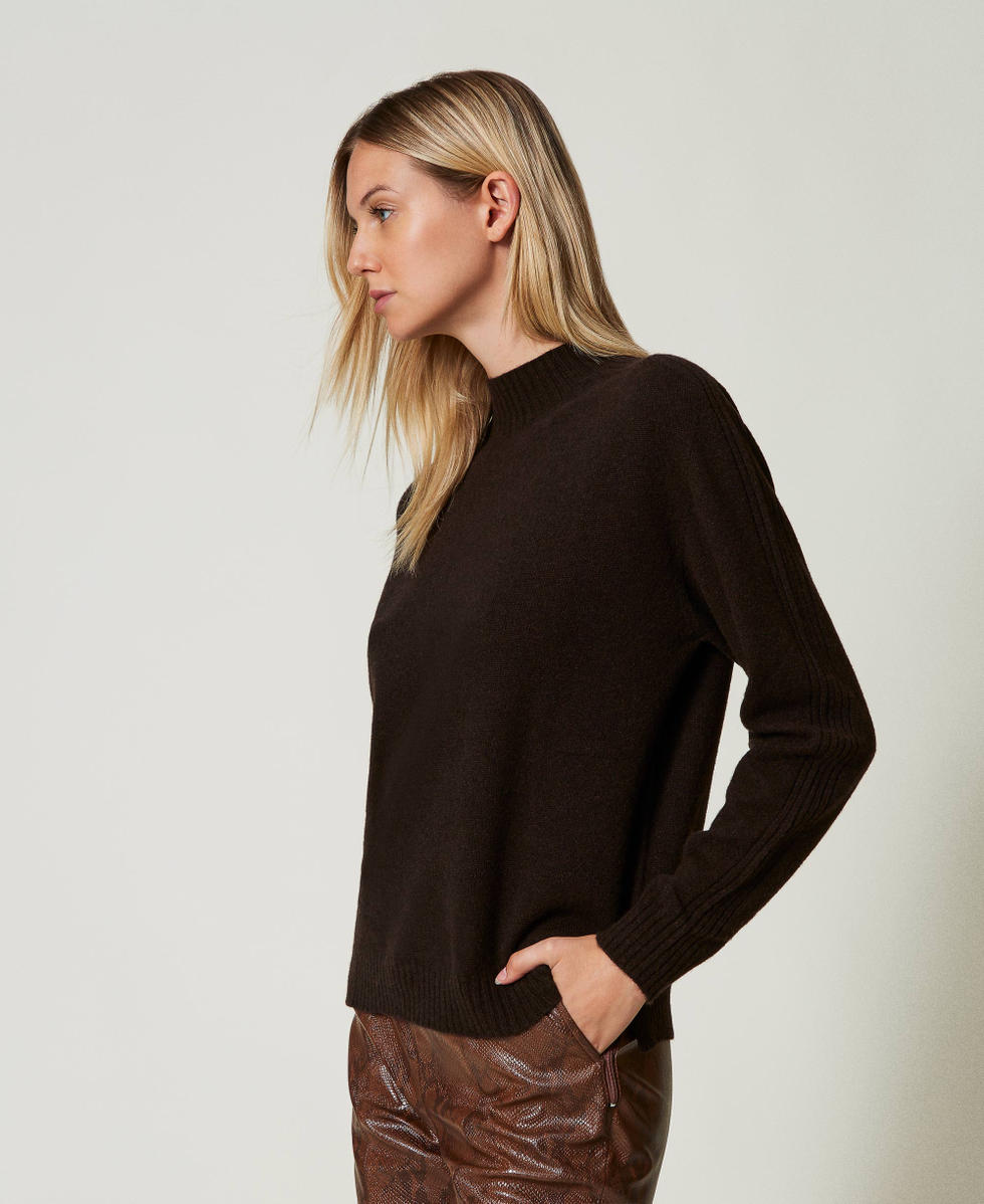 Pull col montant en cachemire Coffee Chocolate Femme 242TT3343_11946_02