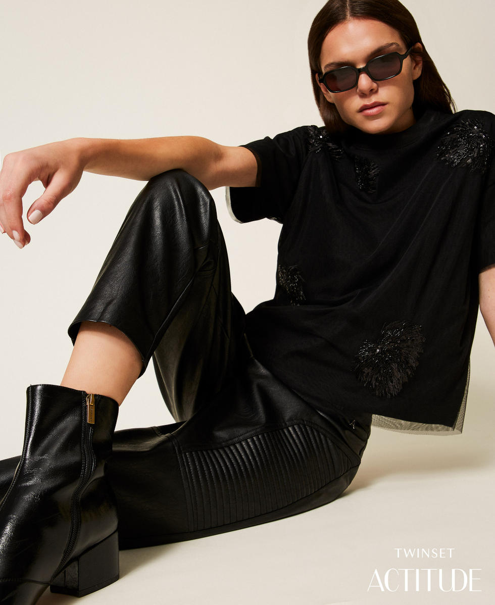 Байкерские брюки с кожаным эффектом