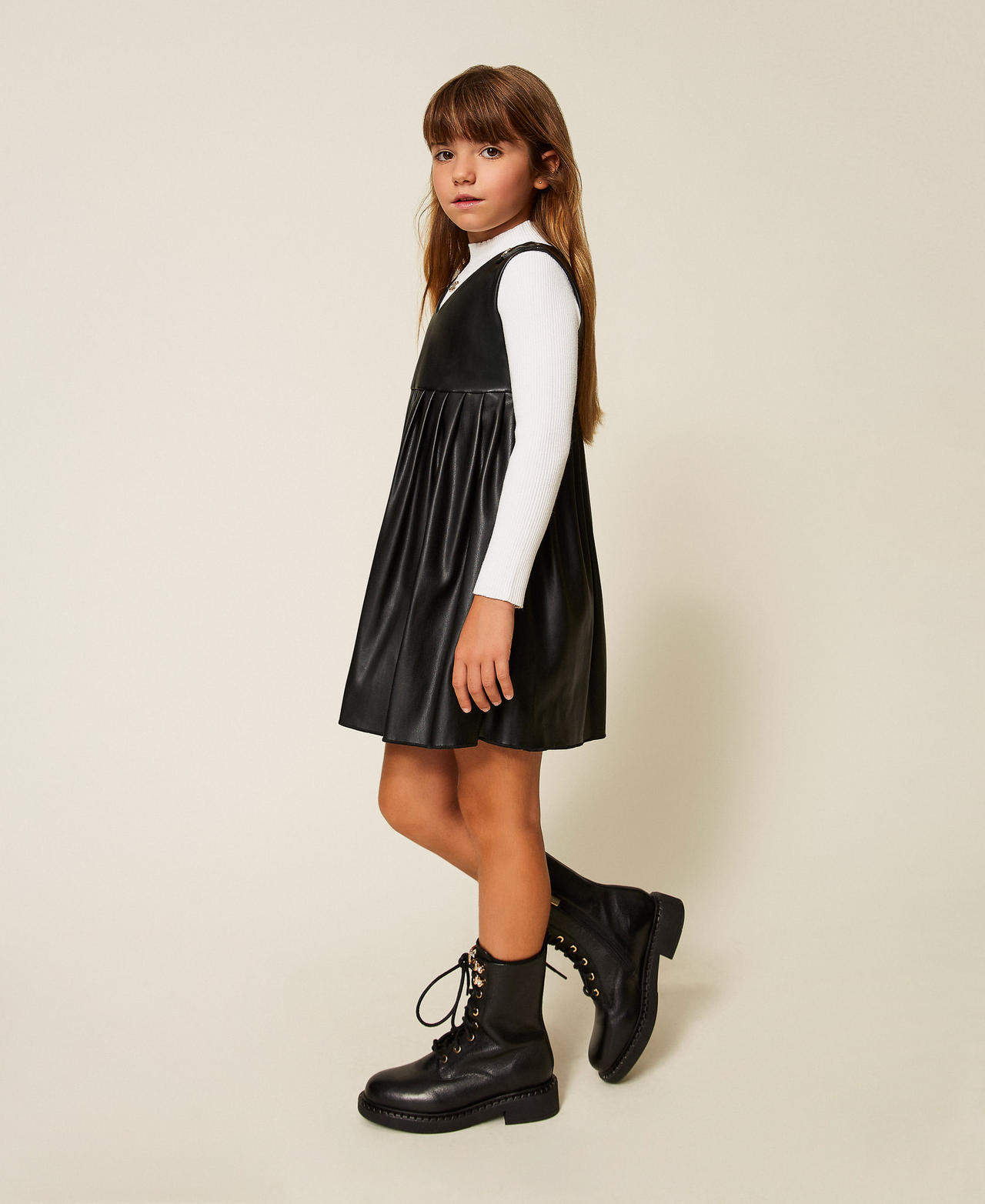 Girls' short faux leather dress with Oval T Black Girl 252GB2041_00006_02