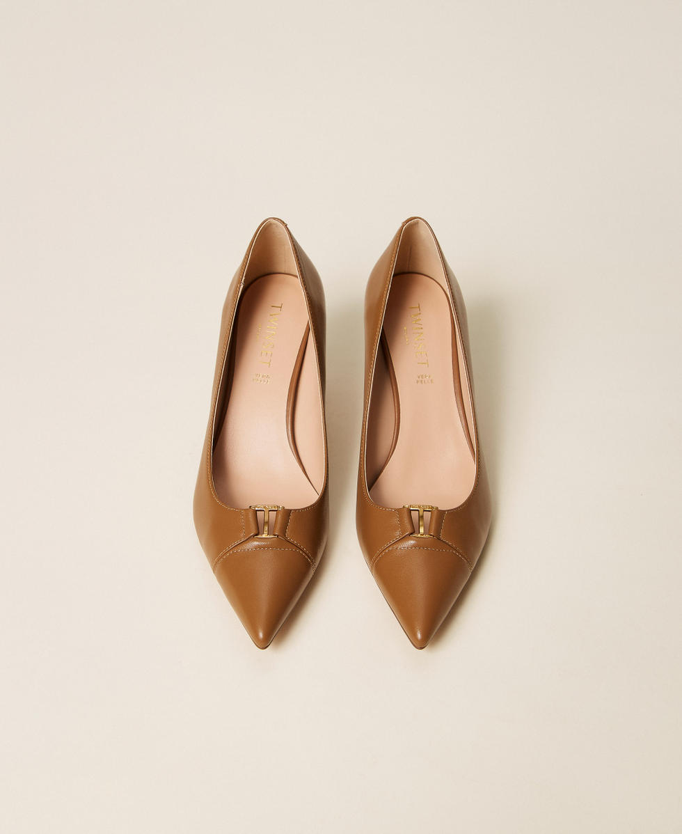 Pumps aus Leder mit Logo Tobacco Brown Frau 262TCP016_11272_04